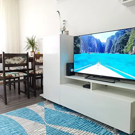 Flamingo 365 - Near Center With Free Parking * Saraybosna