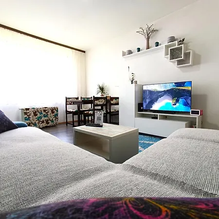 Daire Flamingo 365 - Near Center With Free Parking *